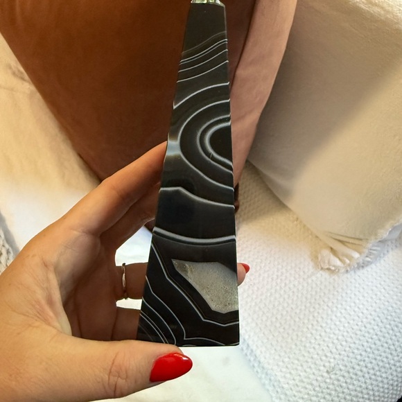 Black and White Agate Obelisk - Picture 1 of 5